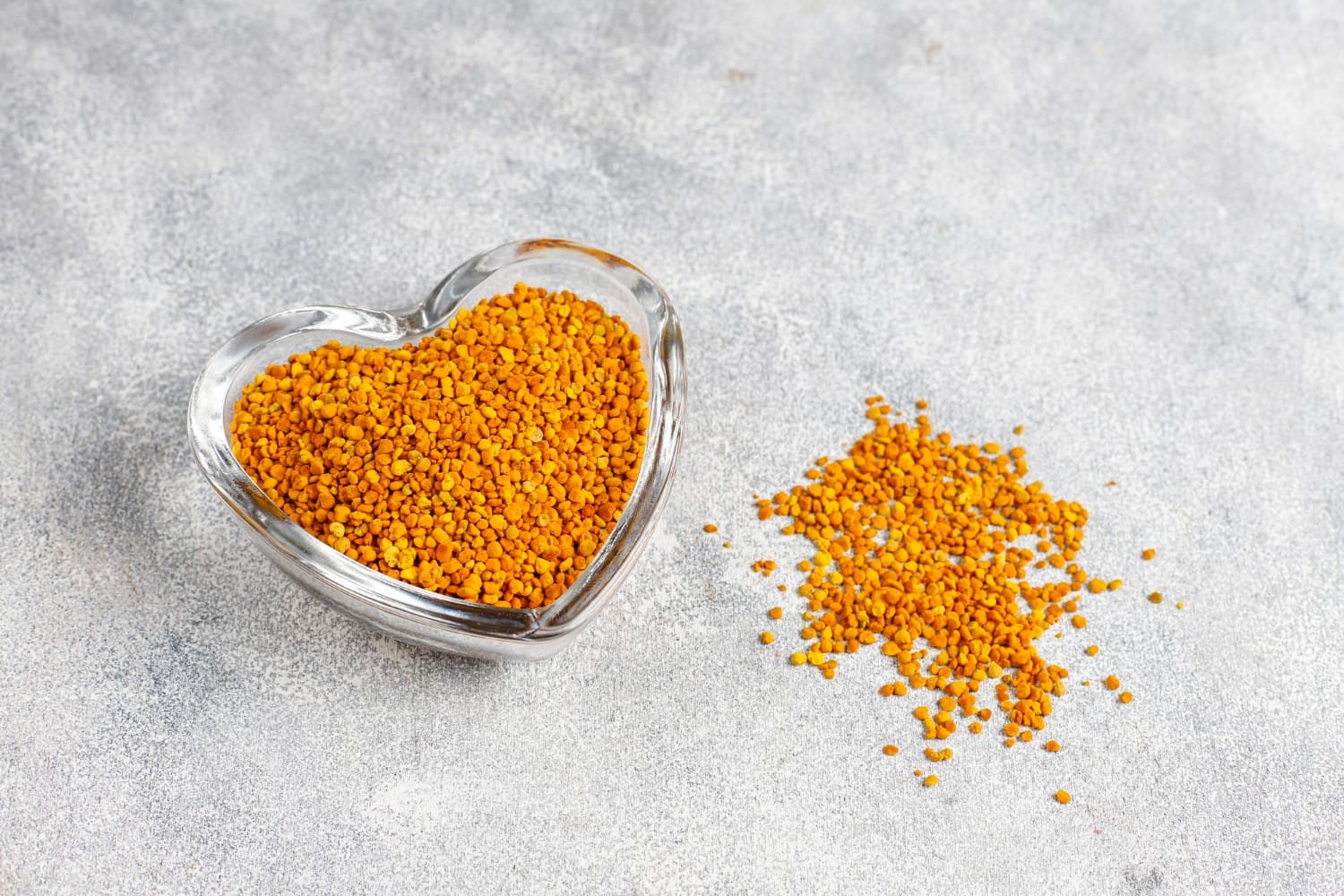 5 Best Home Remedies For Dandruff That Actually Works!! 3 Best Home Remedies For Dandruff